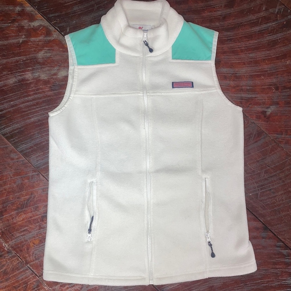 White Vineyard Vines Women Vest